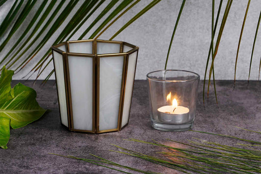 How to Choose the Perfect Tealight Holder for Every Room - ILLUMEA