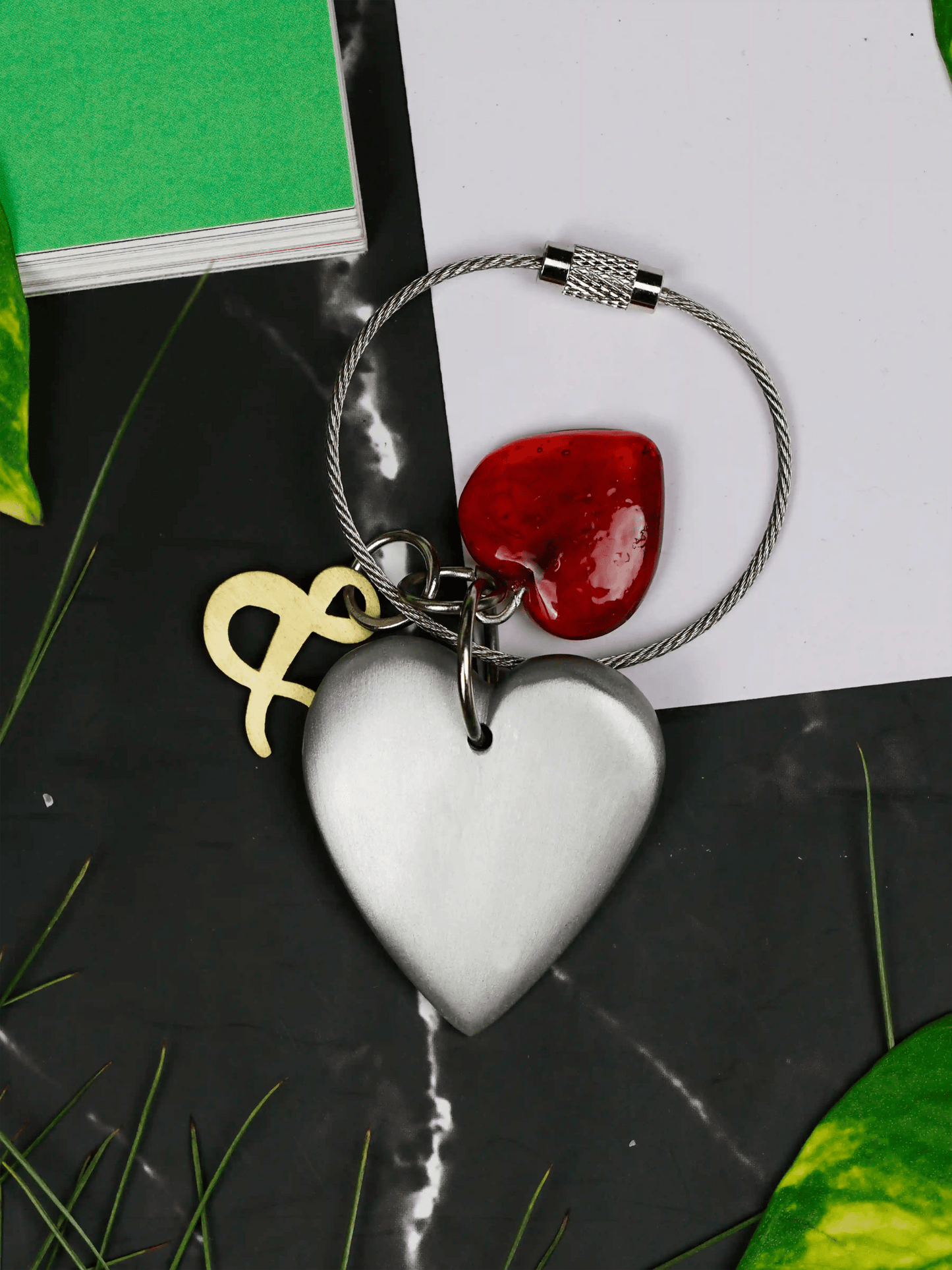 Casted Aluminium Handmade Heart Glass Bead Keychain Ornament - ILLUMEAKey Chain