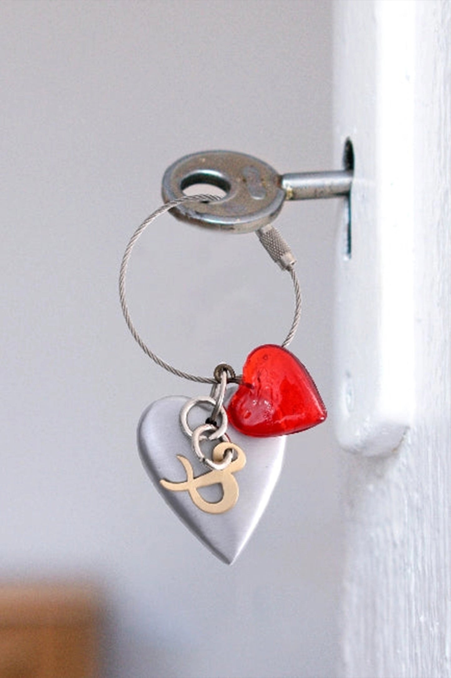 Casted Aluminium Handmade Heart Glass Bead Keychain Ornament - ILLUMEAKey Chain