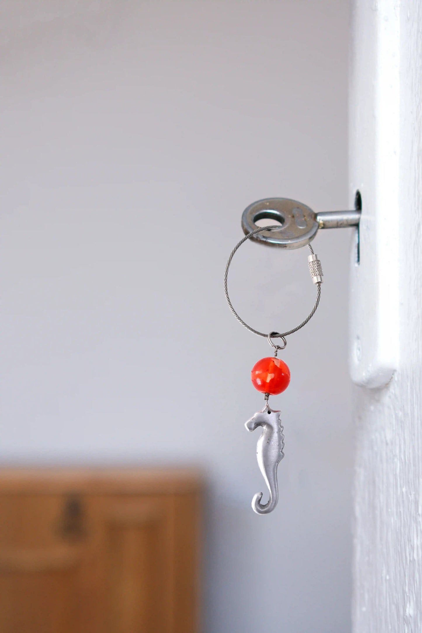 Casted Aluminium Handmade Seahorse Glass Bead Keychain Ornament - ILLUMEAKey Chain