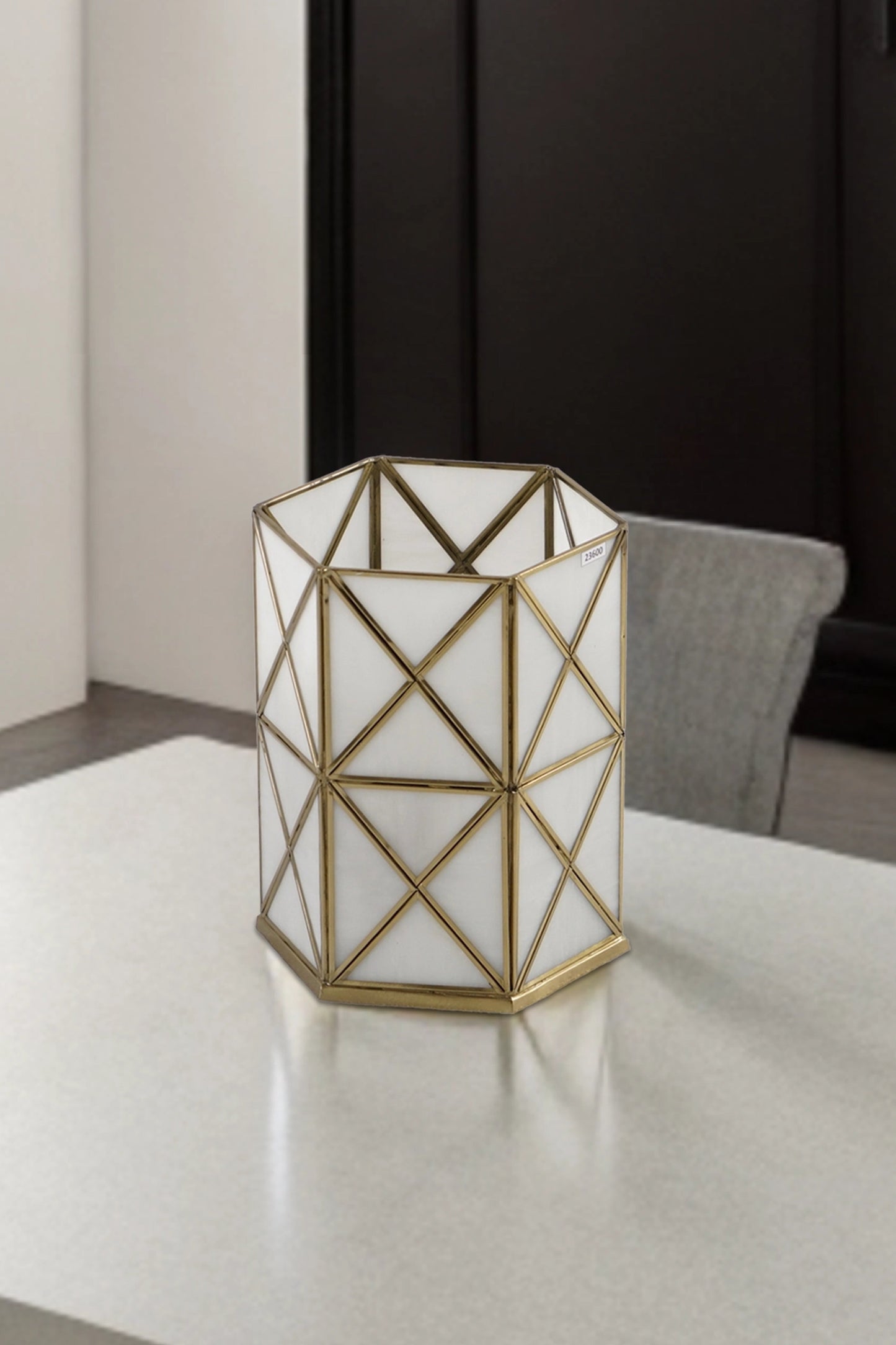 Cross Hurricane White Glass - ILLUMEAhurricaneSMALL
