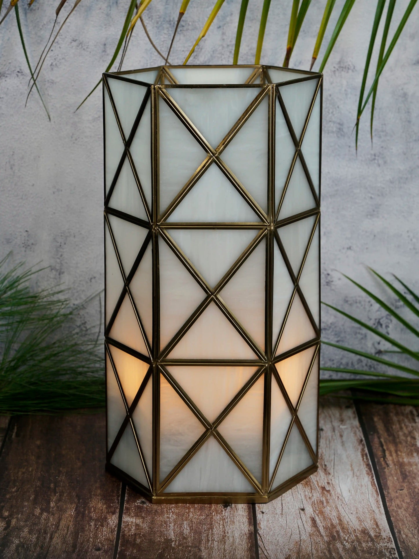 Cross Hurricane White Glass - ILLUMEAhurricaneLARGE