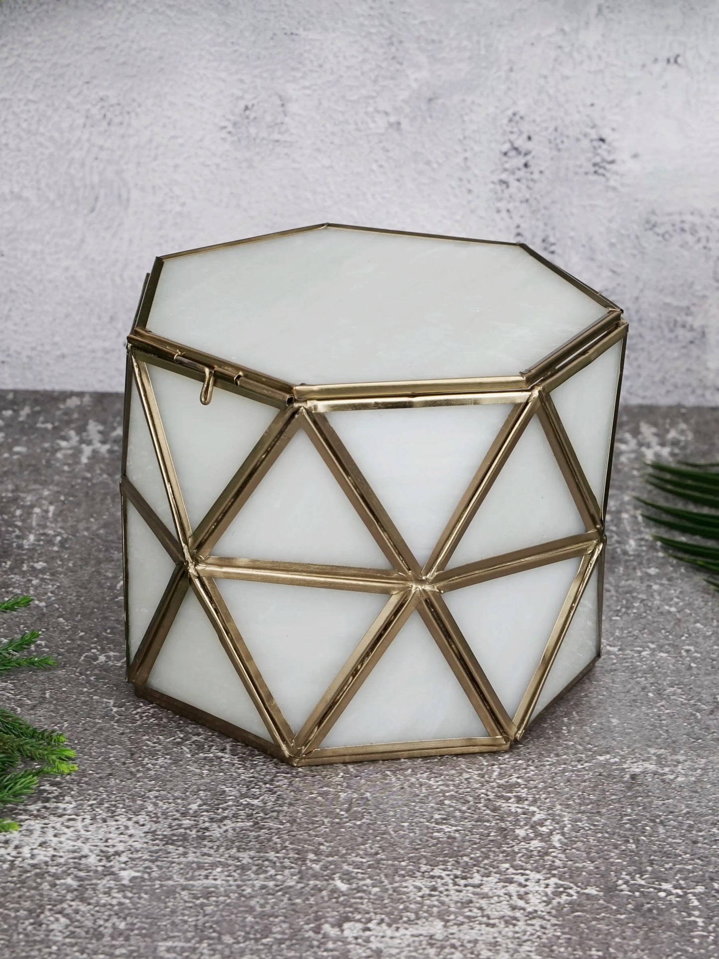 Diamond Box White Glass - ILLUMEADecorative Box