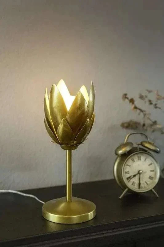 Hammered Leaf Design Lamp -Antique brass gold hammered leaf design table lamp with warm ambient lighting for modern interiors