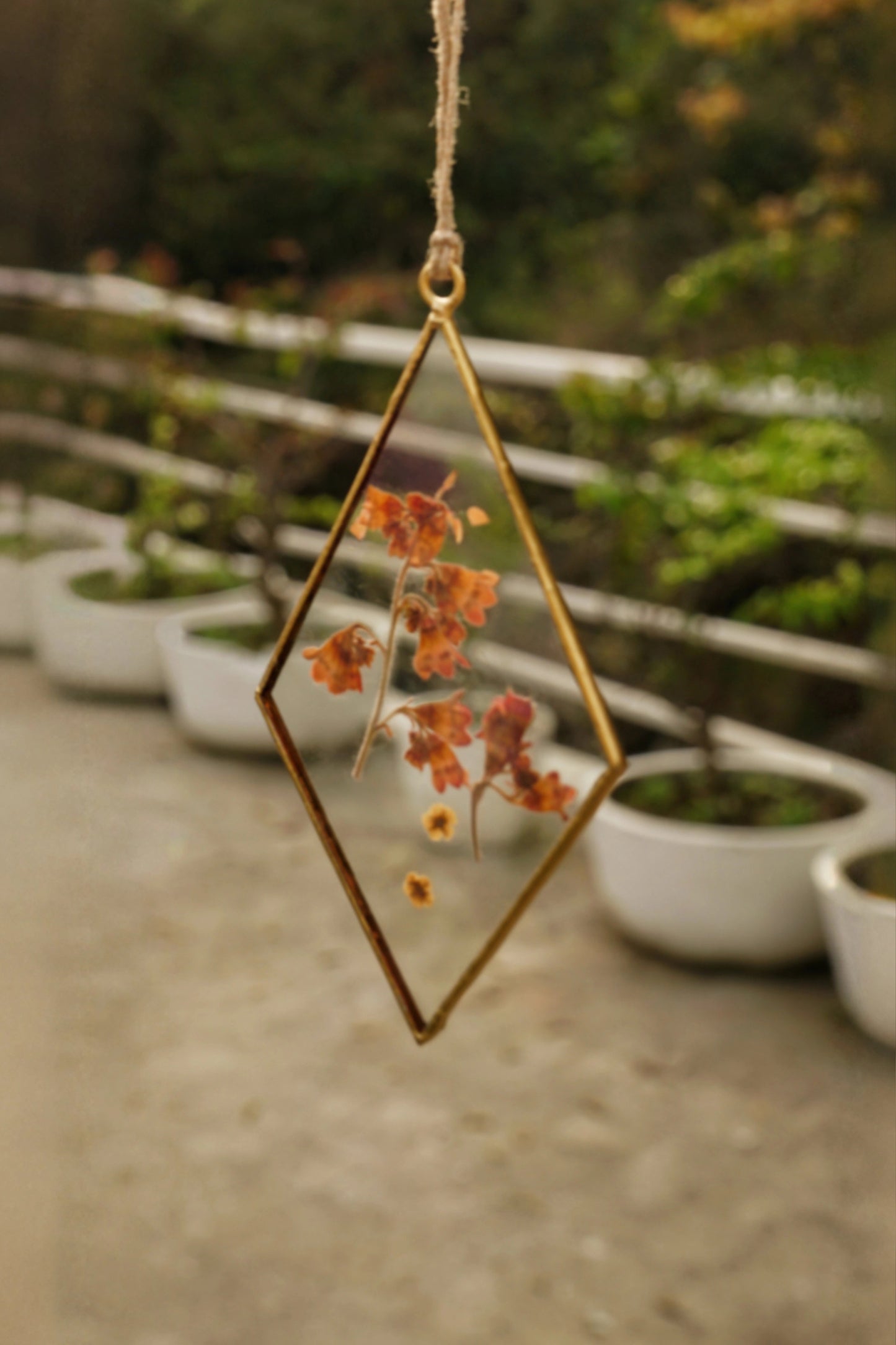 Handmade Dried Pressed Flower Hanging Diamond Suncatcher - ILLUMEAPendant