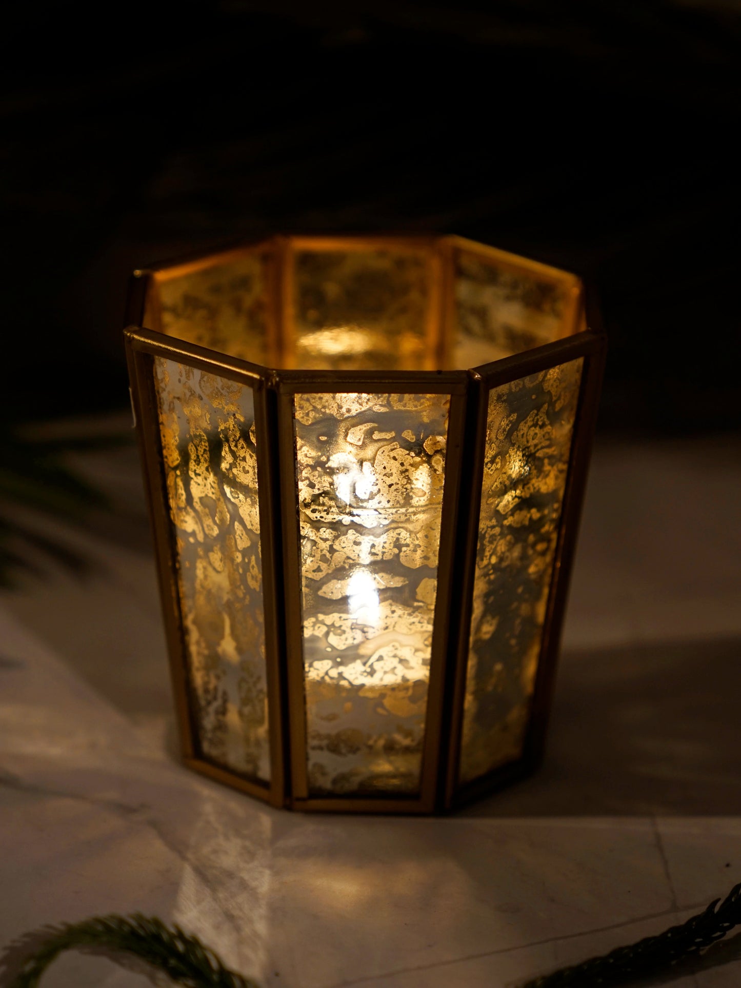 Hexa Linaurea Tealight Candle holder Antique - ILLUMEATea lightSmall