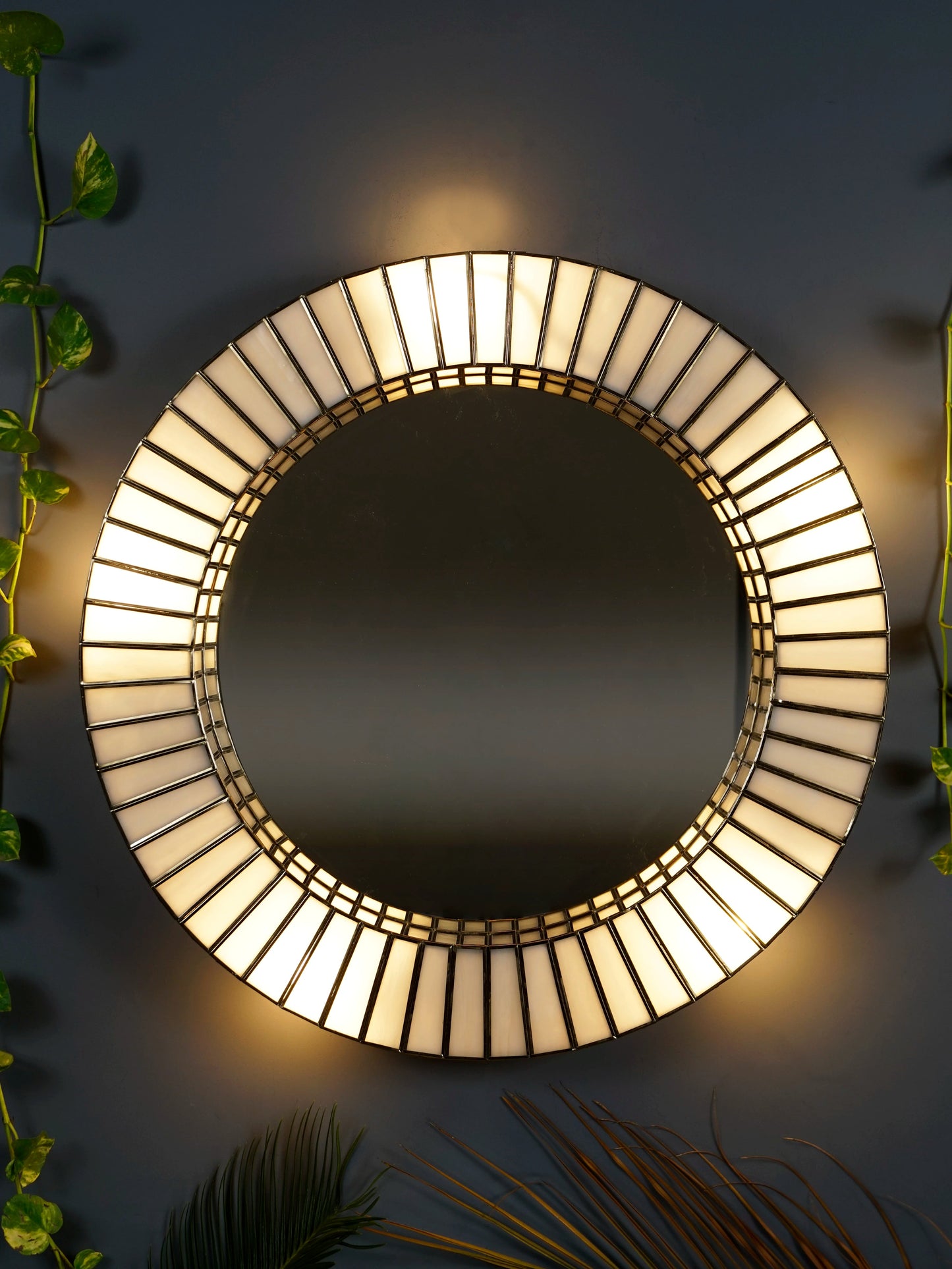 Linaurea Wall Lamp Mirror White - ILLUMEAMirrorMedium
