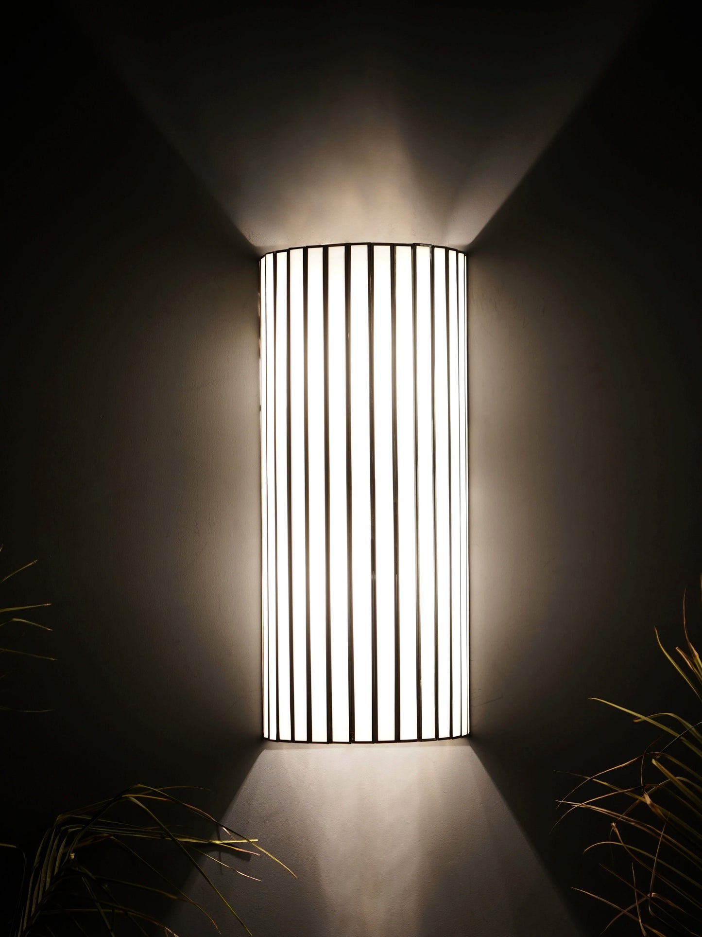 Linaurea Wall Lamp White - ILLUMEAWall LampLarge