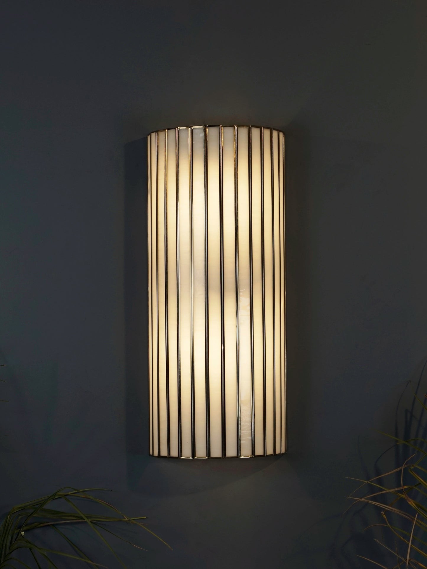 Linaurea Wall Lamp White - ILLUMEAWall LampLarge