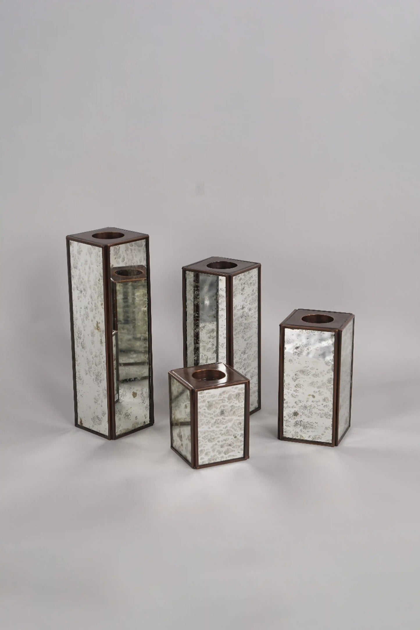 Square Candle Holder Set of 4 With Silver Antique Glass - ILLUMEATea light