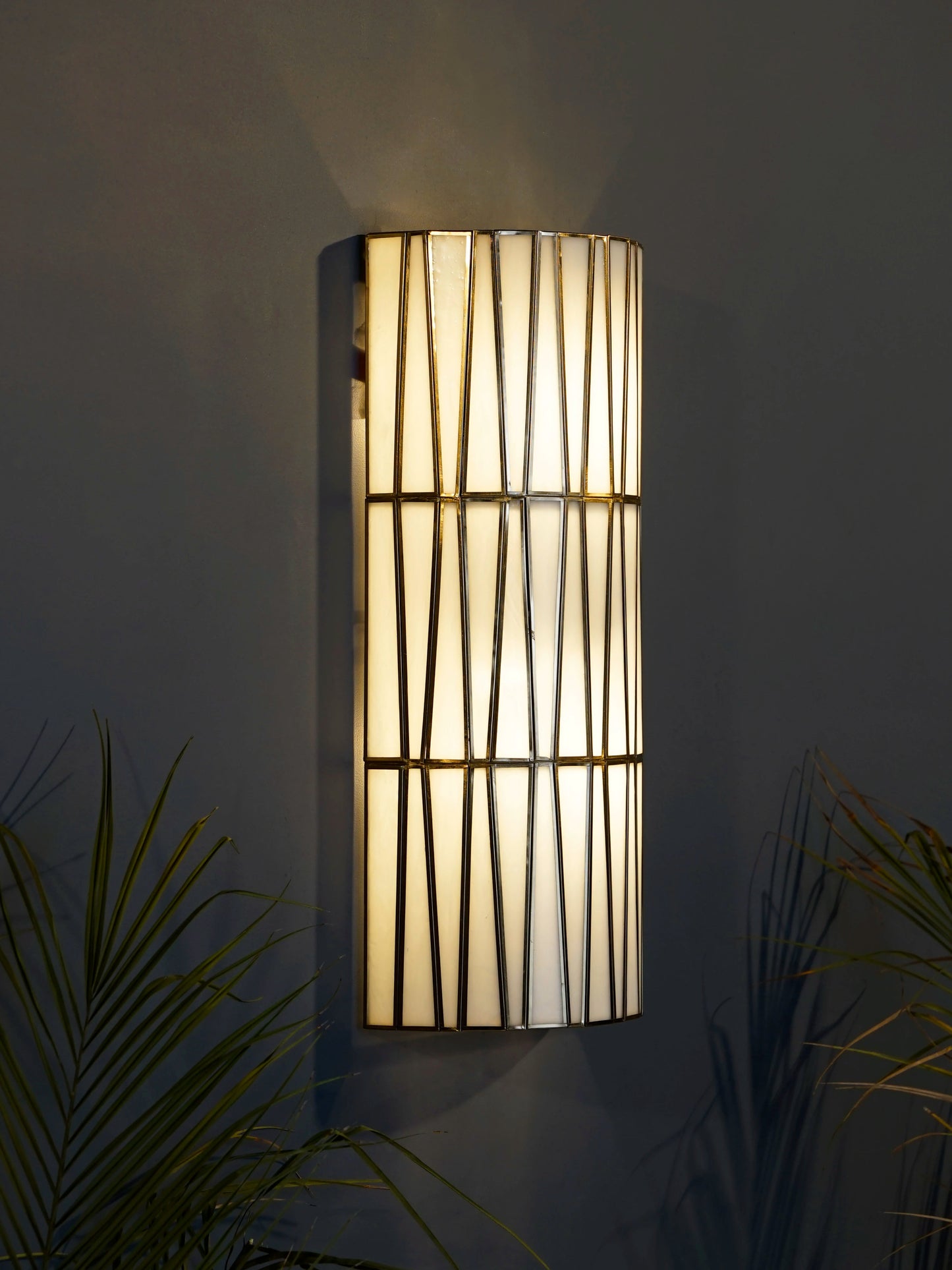 Tapered Wall Lamp White - ILLUMEAWall LampLarge