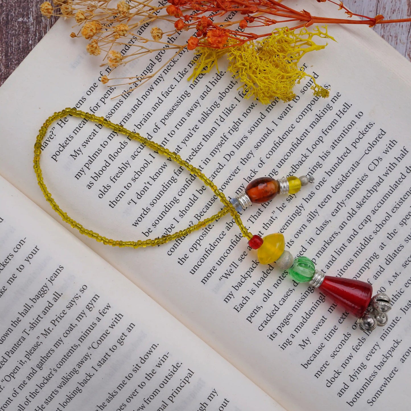 Yellow Glass Beads Handmade Bookmark - ILLUMEABookmark