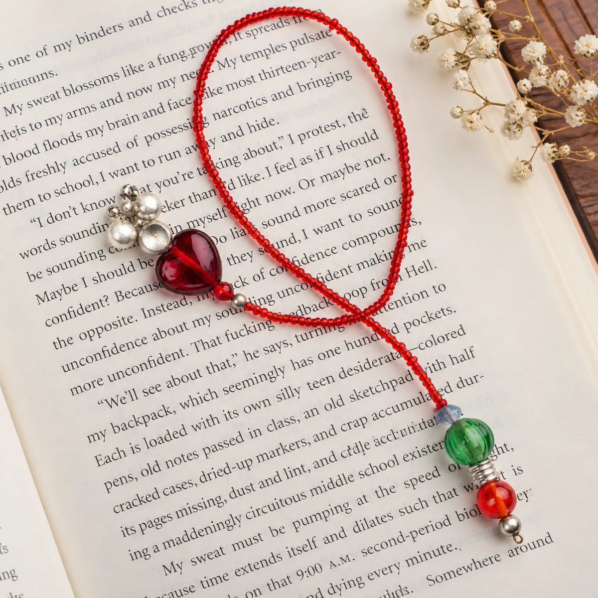 Red Glass Beads Handmade Bookmark – ILLUMEA Decorative Bookmark for Book Lovers