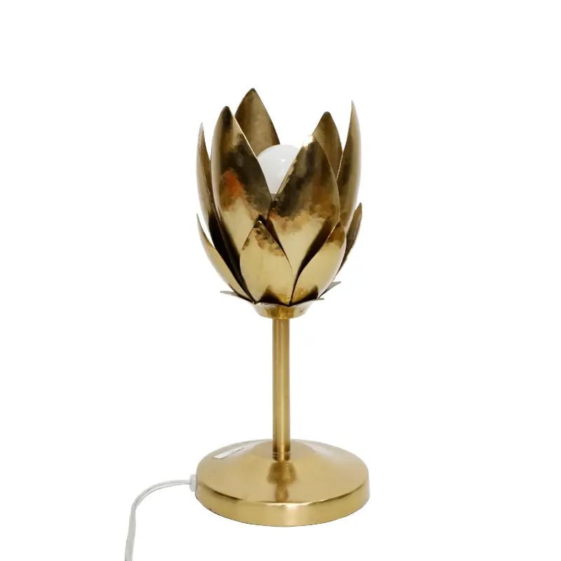 Hammered Leaf Design Lamp