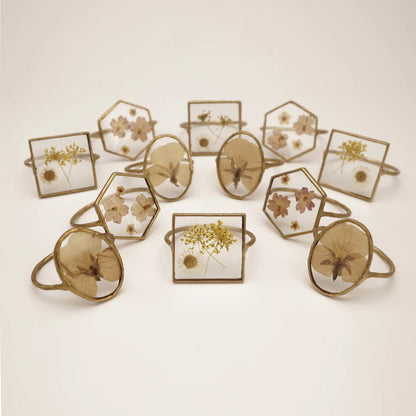 Set of 4 Oval Handmade Dried Pressed Flower Glass Napkin Rings - ILLUMEANapkin Ring